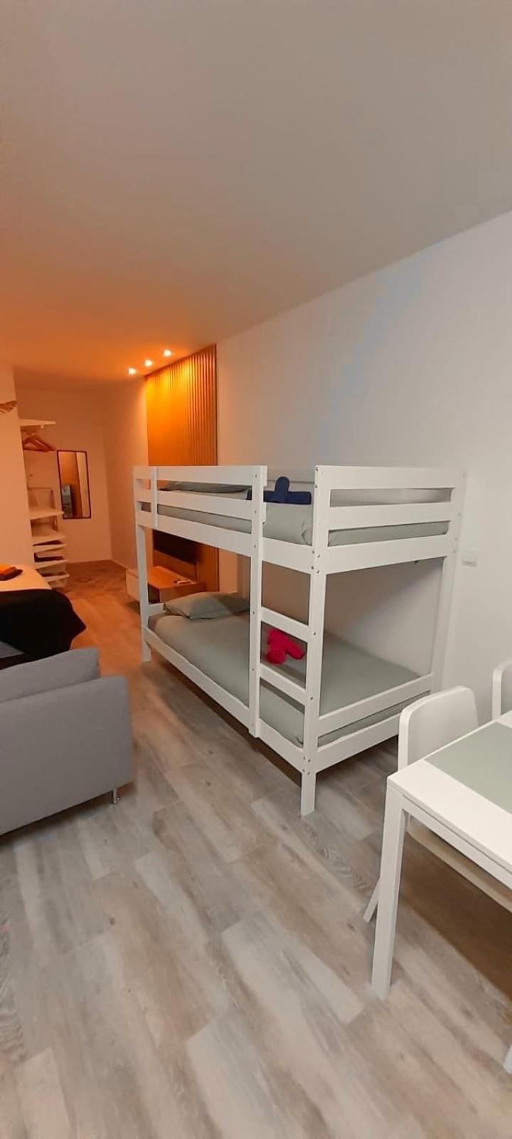 El Apartamentito De Zamarrilla Parking Gratis Incluido マラガ エクステリア 写真
